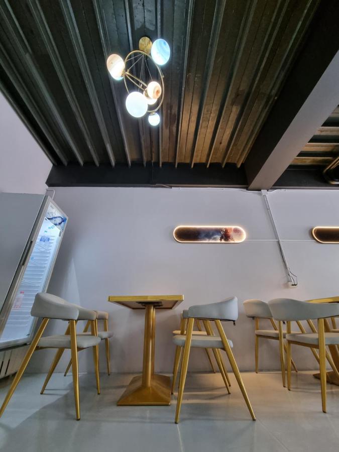 בנגקוק Met A Space Pod @Phrom Phong מראה חיצוני תמונה